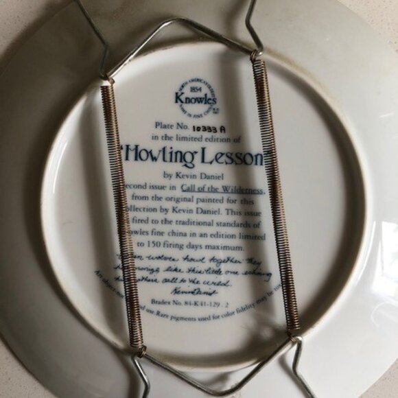 Bradford Exchange collectible decorative plate - Howling Lesson - Picture 2 of 2